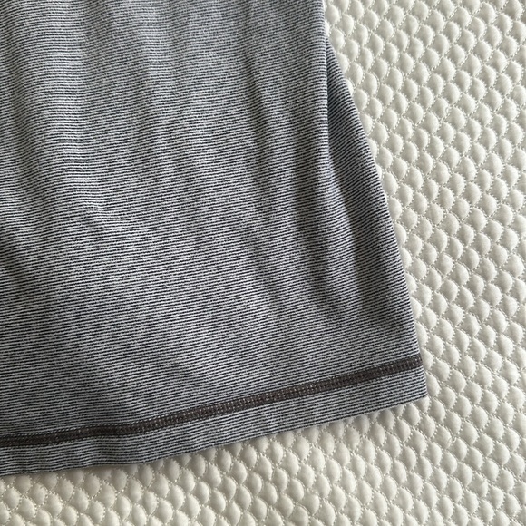 Lululemon tank - Picture 2 of 3